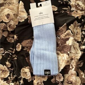 Alo unisex Scrunch Socks Medium NWT